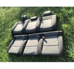 сидіння заднє Volkswagen Amarok сидіння заднє Volkswagen Amarok