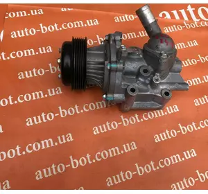 Водяний насос двигуна Mitsubishi L200 2024- Водяний насос двигуна Mitsubishi L200 2024-