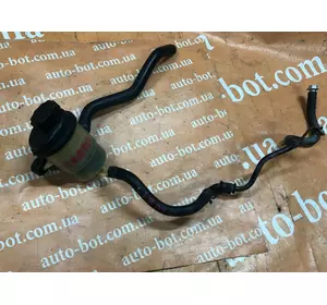 Бачок гідропідсилювача керма Kia Cerato Бачок гідропідсилювача керма Kia Cerato