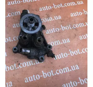 Кронштейн масляного фільтра Mitsubishi Pajero II Кронштейн масляного фільтра Mitsubishi Pajero II