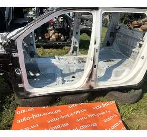 Поріг лівий Mitsubishi L200 2024- Поріг лівий Mitsubishi L200 2024-