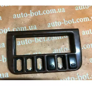 Декоративная рамка магнитолы Hyundai galloper Декоративная рамка магнитолы Hyundai galloper