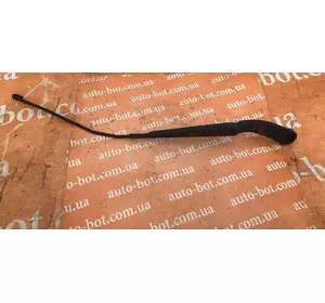 Поводок стеклоочистителя передний правый Dodge Journey Поводок стеклоочистителя передний правый Dodge Journey