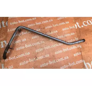 Трубка водяного насоса Mitsubishi Pajero II Трубка водяного насоса Mitsubishi Pajero II