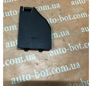 Крышки блока предохранителей SsangYong Korando C Крышки блока предохранителей SsangYong Korando C