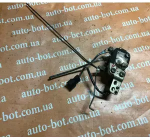 Замок двери передний левый Hyundai galloper Замок двери передний левый Hyundai galloper