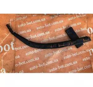 Кронштейн фары передний правый Honda Accord 7 Кронштейн фары передний правый Honda Accord 7