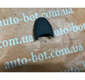 Заглушка ремня безопасности Toyota Land Cruiser Prado 120 Заглушка ремня безопасности Toyota Land Cruiser Prado 120