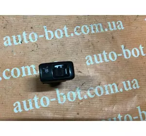 Кнопка подогрева сидений левая Toyota Land Cruiser Prado 120 Кнопка подогрева сидений левая Toyota Land Cruiser Prado 120