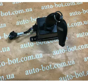 Замок зажигания Dodge Journey P68210155AB Замок зажигания Dodge Journey P68210155AB