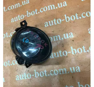 Фара противотуманная правая Volkswagen Amarok Фара противотуманная правая Volkswagen Amarok