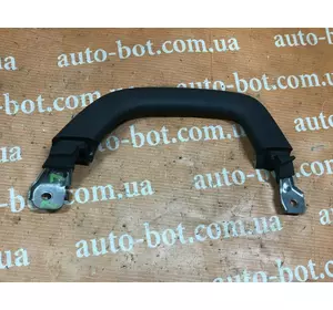 Ручка стойки средней левой Toyota Land Cruiser Prado 120 Ручка стойки средней левой Toyota Land Cruiser Prado 120