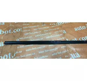 Молдинг стекла двери передний левый SsangYong Rexton Молдинг стекла двери передний левый SsangYong Rexton