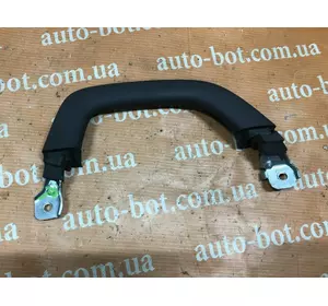 Ручка стойки средней правой Toyota Land Cruiser Prado 120 Ручка стойки средней правой Toyota Land Cruiser Prado 120