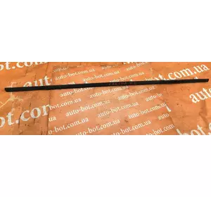 Молдинг стекла двери наружный задний левый Toyota Carina E Молдинг стекла двери наружный задний левый Toyota Carina E