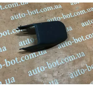 Заглушка крепления сиденья Toyota Land Cruiser Prado 120 7212860050 Заглушка крепления сиденья Toyota Land Cruiser Prado 120 7212860050